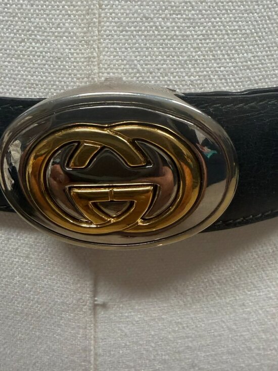 EUC Vintage Gucci Reversible Black & Brown Leather GG Logo Belt main image 5
